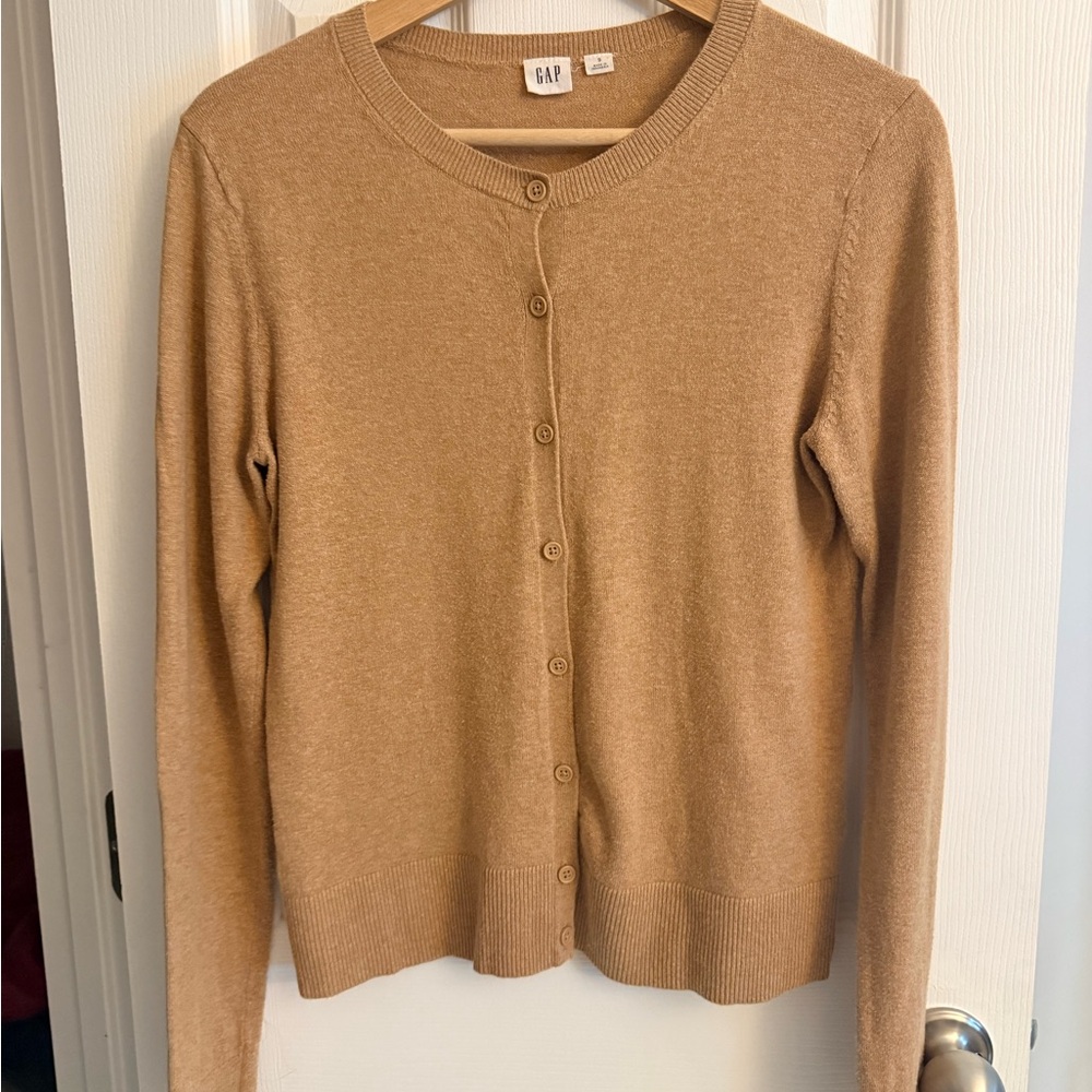 GAP Women's Classic Tan Cardigan